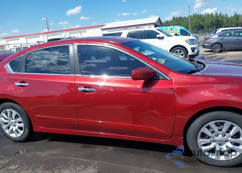 2015 Nissan Altima 2.5 S z USA, uszkodzony, nr VIN 1N4AL3APXFC281472